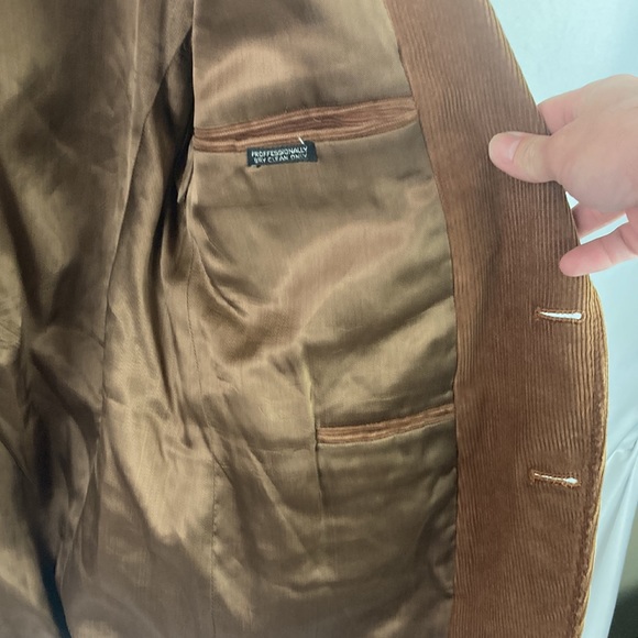 Two-Button Brown Corduroy Blazer Made in Romania - Picture 6 of 13